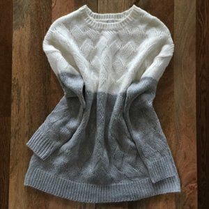 NWOT SOFT CREW NECK COLOR BLOCK SWEATER S